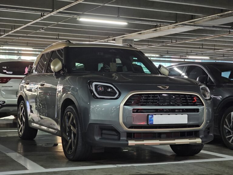 The 2026 Mini Countryman SE ALL4 Is Genuinely Fun—If You Can Live With Its Biggest Flaw