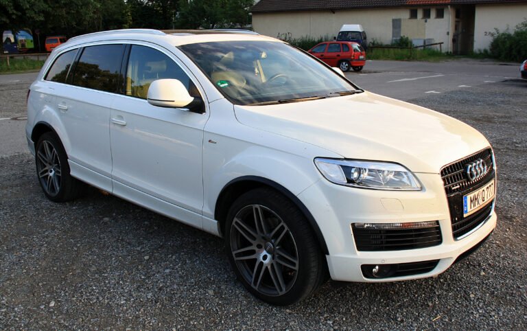 Audi's New Q7 Will Literally Drive Itself to Safety If You Pass Out
