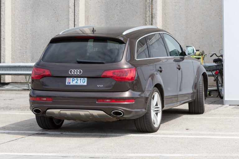 The 2027 Audi Q7 Is Finally Getting the Lighting Tech America Deserves