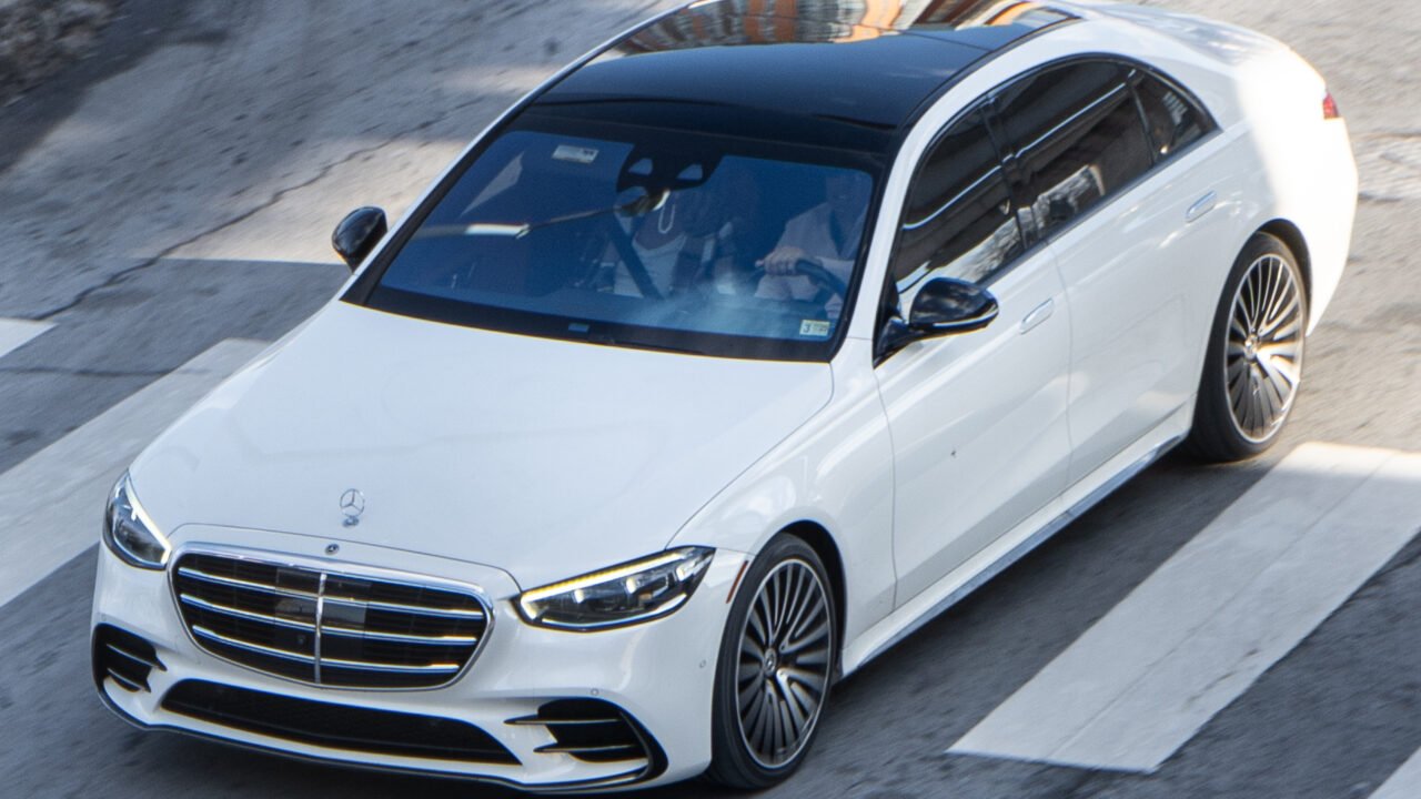 The 2027 Mercedes-Maybach S580 Is a Masterclass in Backseat Tyranny