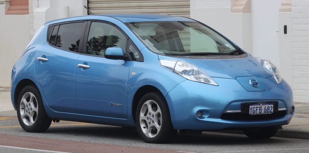 A Nissan Dealer's Petty Retaliation Backfired Spectacularly on Social Media